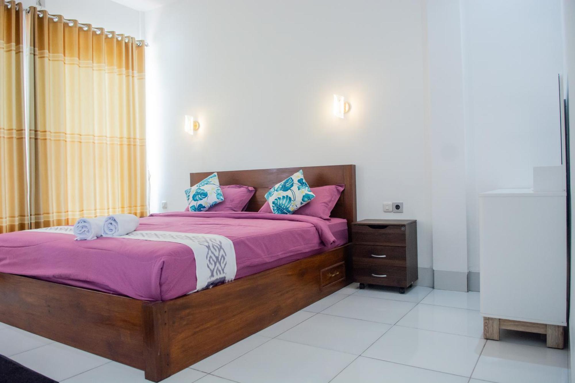 Отель Turtle House Lombok Kuta  Экстерьер фото